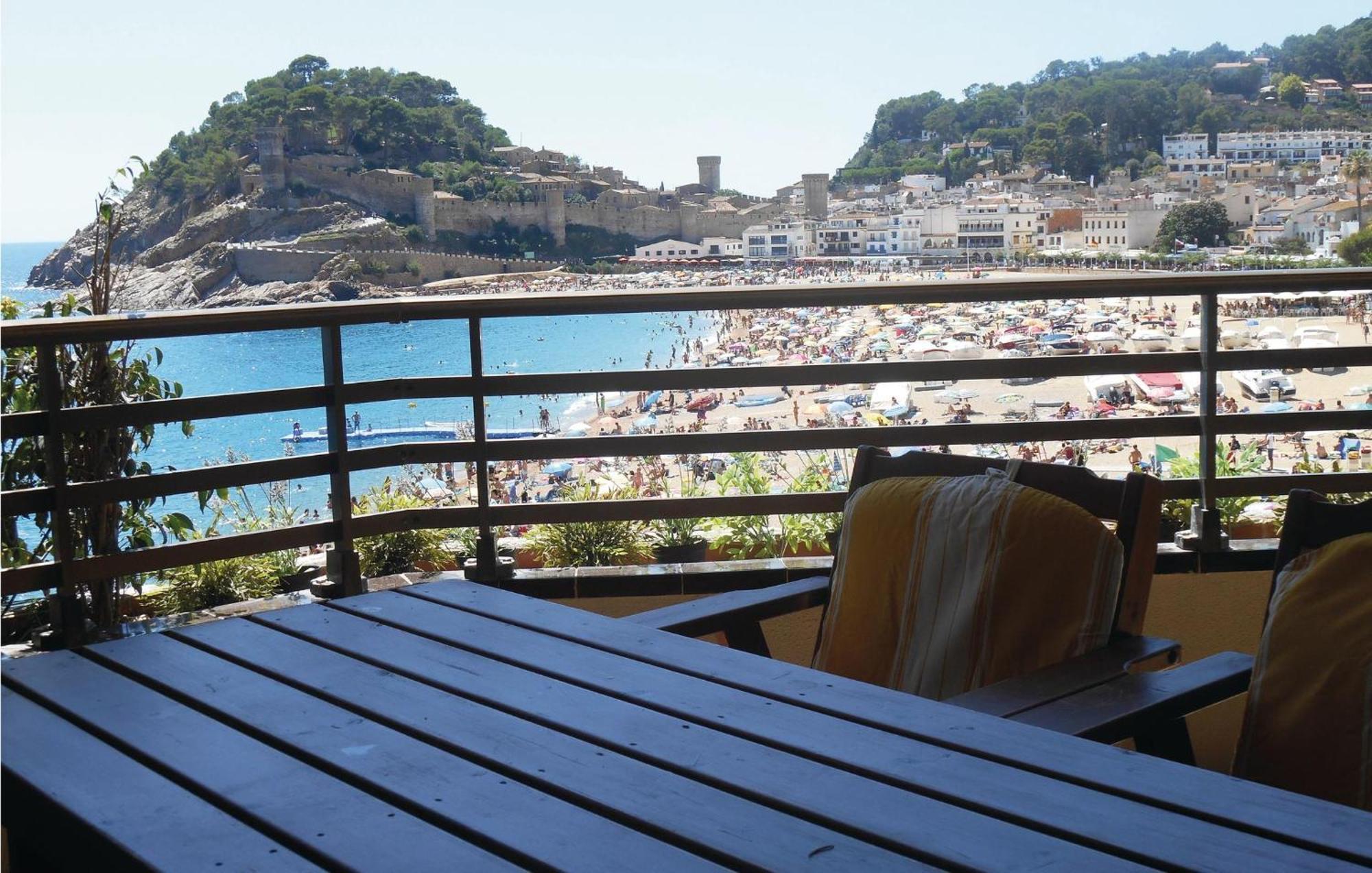 3 Bedroom Gorgeous Apartment In Tossa De Mar Exterior foto