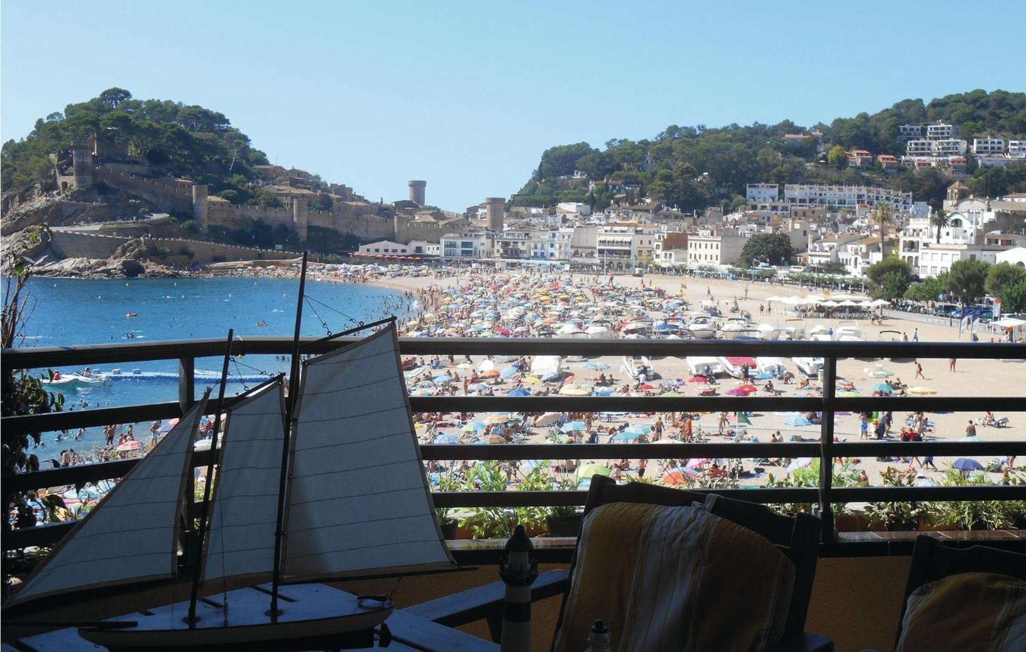 3 Bedroom Gorgeous Apartment In Tossa De Mar Exterior foto